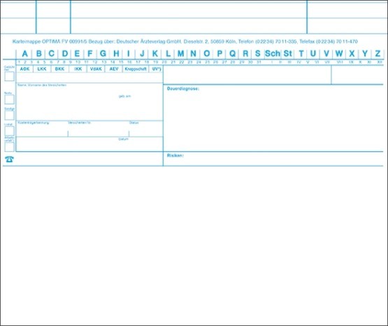 Weiße Karteimappe mit blauen Linien zur Organisation von Patientendaten für Arztpraxen, inklusive Felder für Krankenkassenangaben, Überweisungen und Befunde.